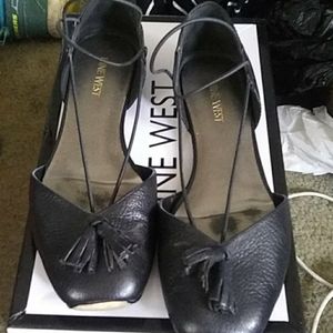 Women's shoes